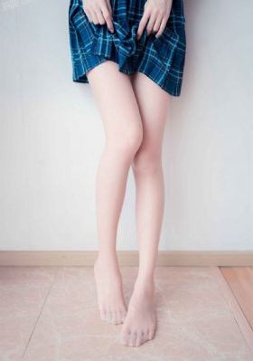 红衣小女孩2